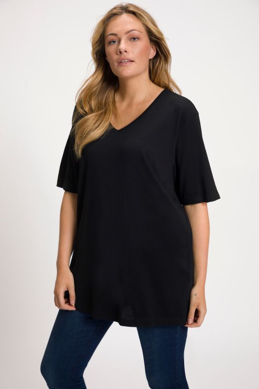 Basic V-Neck Relaxed Fit Short Sleeve Tee