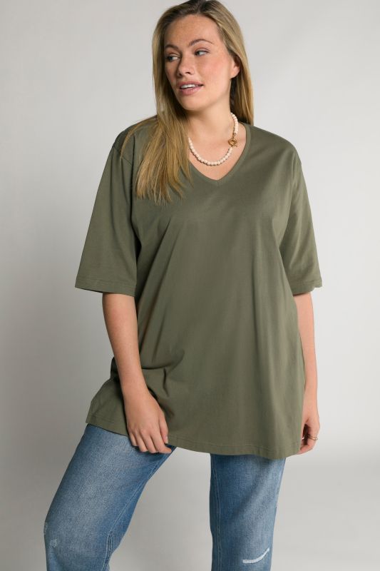 Basic V-Neck Relaxed Fit Short Sleeve Tee