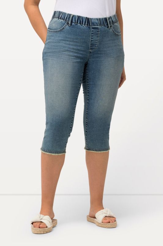 Fringed Hem Elastic Waistband Denim Capris