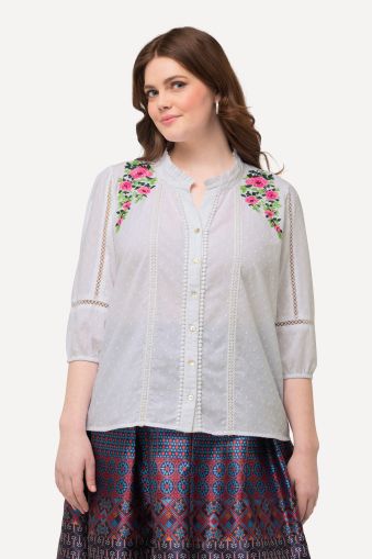 Traditional 3/4 Sleeve Floral Blouse