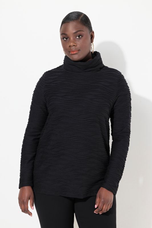 Wave Textured Turtleneck Blouse