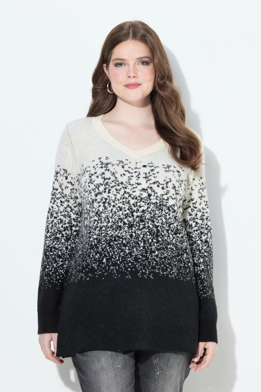 Пуловер с цветен градиент