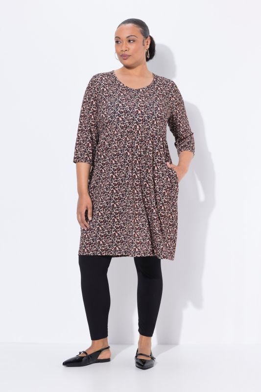 Рокля с леопардов мотив