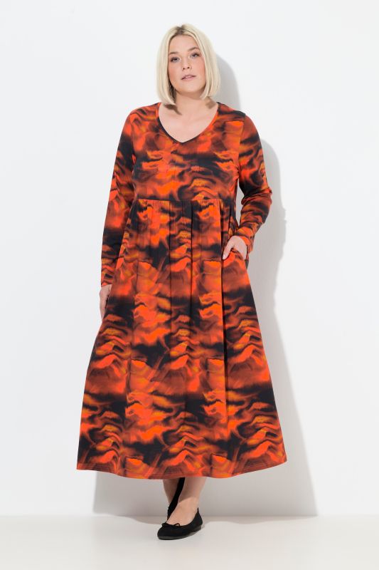Wave Print Empire Knit A-Line Pocket Dress