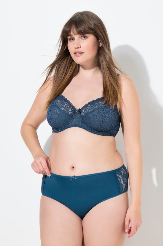 Бикини комплект от 3 броя с дантела