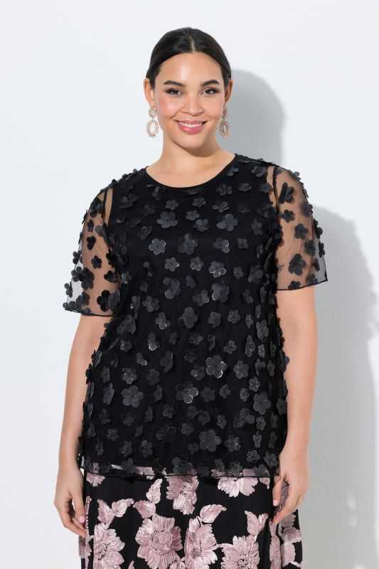 Dimensional Flower Applique Tee