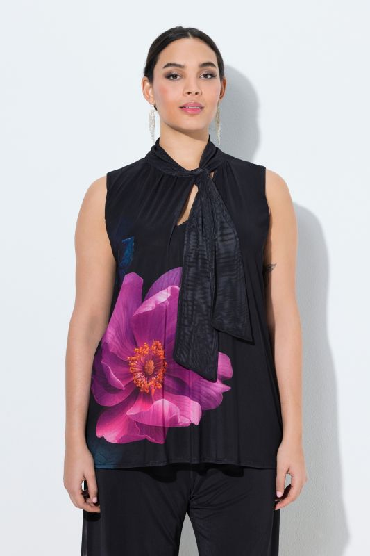 Потник с цвете