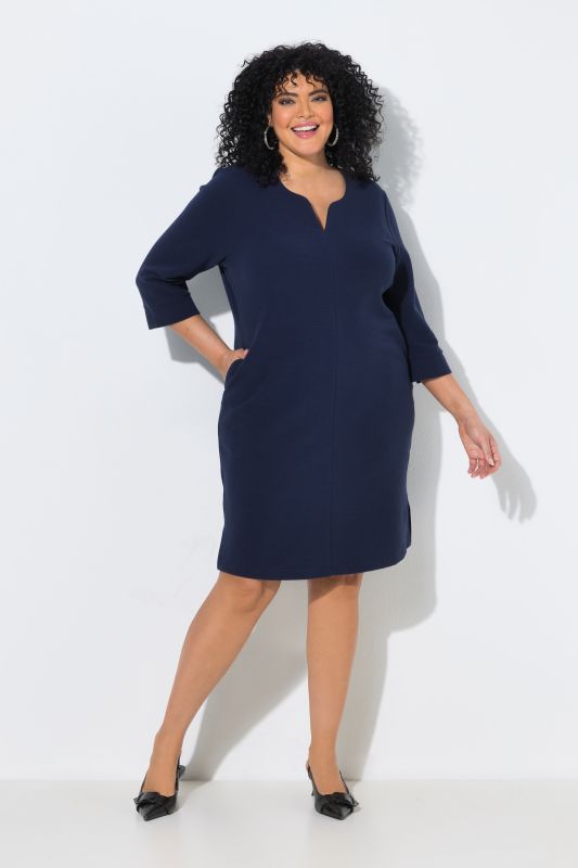 Textured Split Neck 3/4 Sleeve Dress