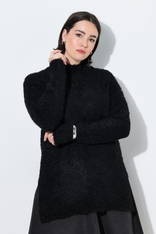 Пуловер от мека фина плетка