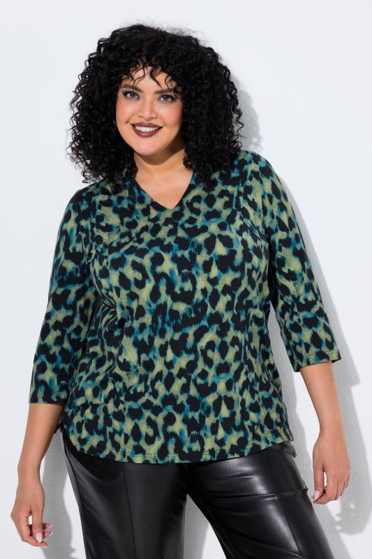 High-Contrast Leopard Print 3/4 Sleeve Tee
