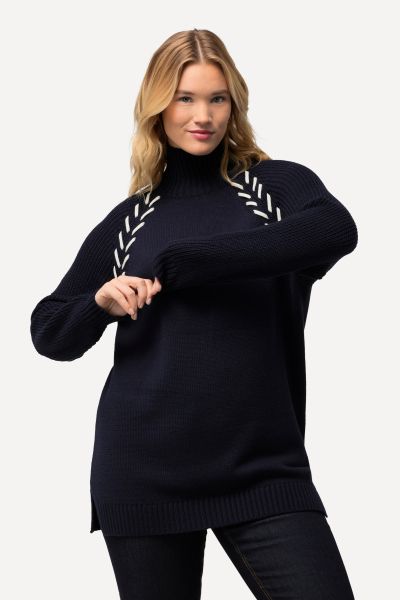Contrast Braid Turtleneck Sweater