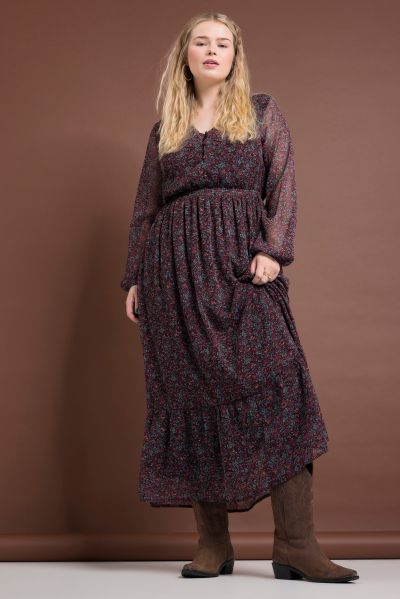 Maxi dress, A-line, paisley print, V-neck, elastic waist, long sleeves