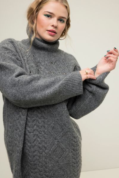 Turtleneck sweater, oversized, cable knit, decorative rivets