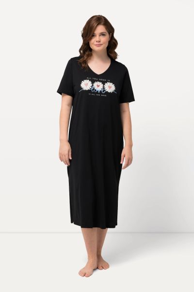 Love Short Sleeve Graphic Nightgown