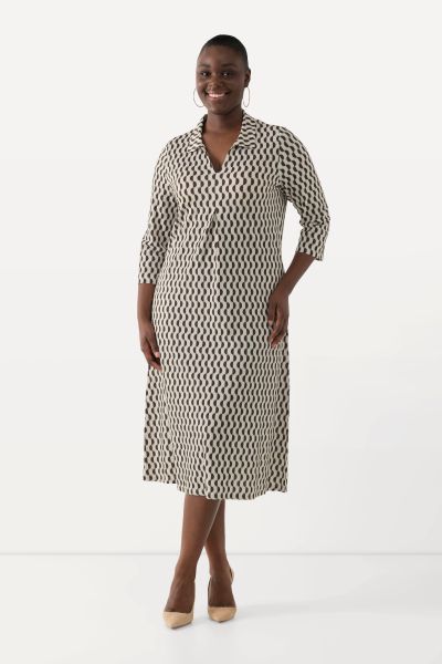 Geometric Wave Stretch Fit 3/4 Sleeve Dress