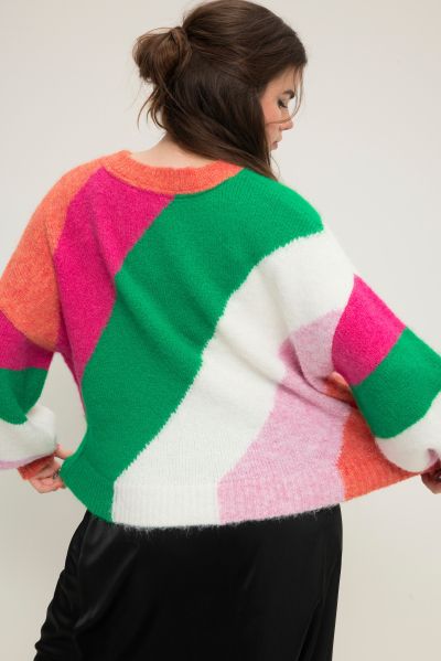 Пуловер с райета