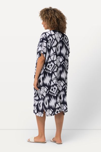 Geometric Print Short Sleeve Split Neck Dress