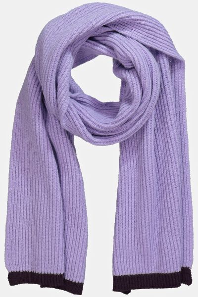 Two-Tone Knit Scarf