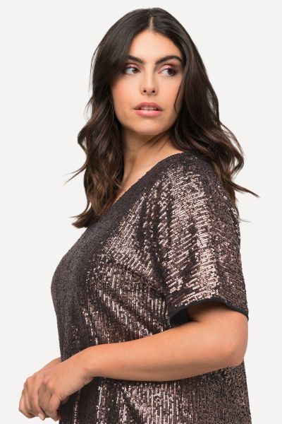 Sequined Short Sleeve V-Neck Tee