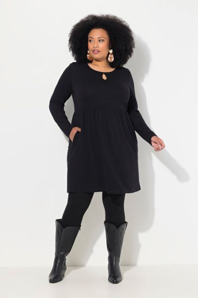 Textured Long Sleeve Empire Waist Knit Tunic