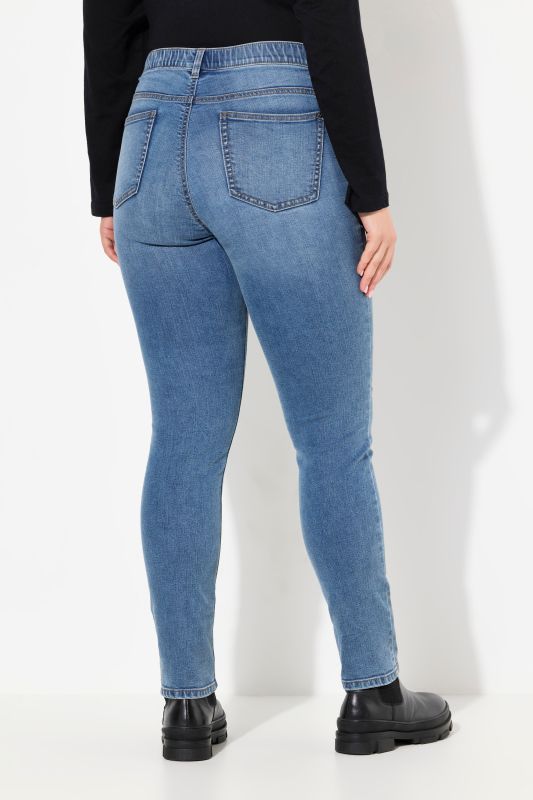 Stretch Fit Slim Leg Jeans