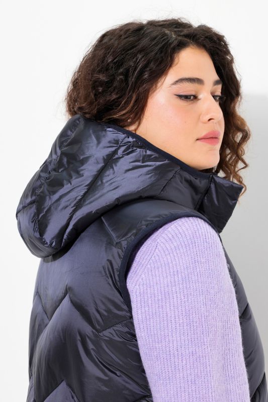 HYPRAR Diamond Quilted Vest