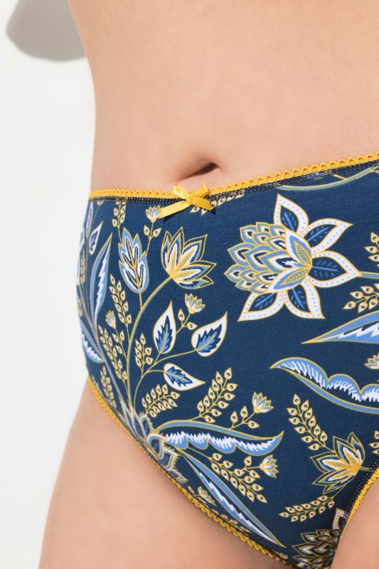 5 Pack of Panties- Paisley