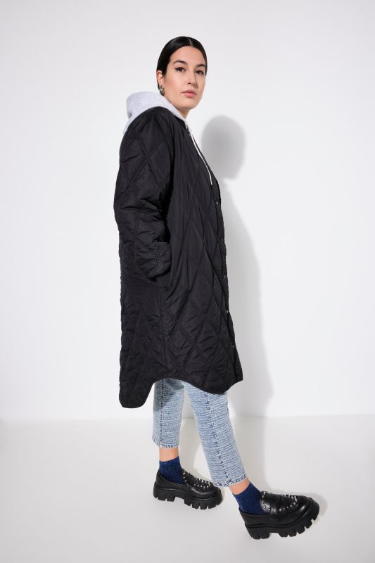 Quilted coat, straight shape, hoodie insert