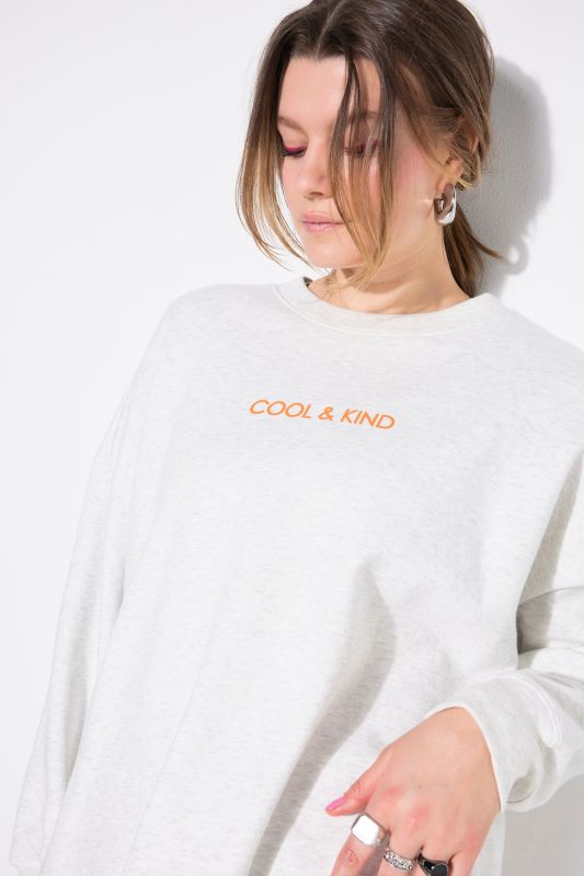 Sweatshirt, oversized shape, back bow print