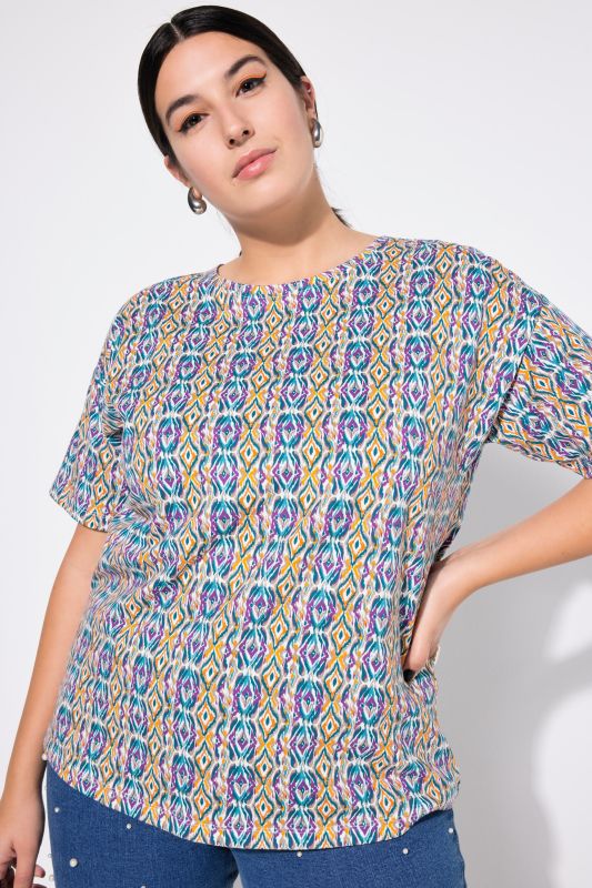 T-shirt, oversize shape, graphic print, half sleeves