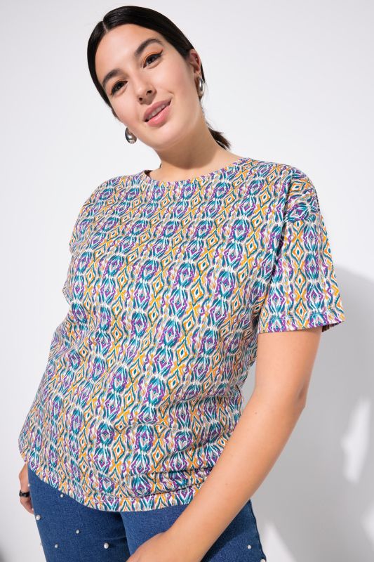 T-shirt, oversize shape, graphic print, half sleeves