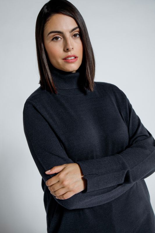 Turtleneck Ribbed Trim Long Sleeve Sweater