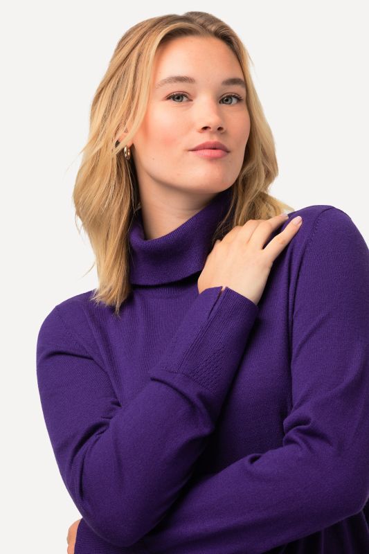 Turtleneck Ribbed Trim Long Sleeve Sweater