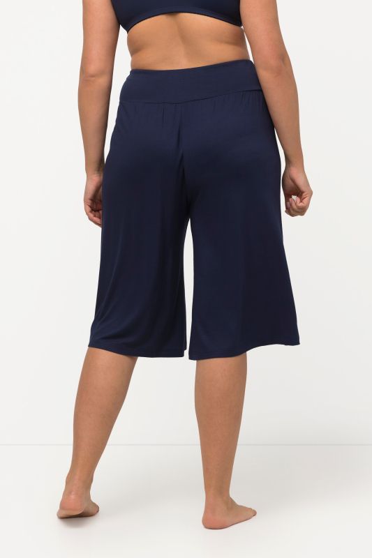 Wide-Leg Flared Bermuda Shorts