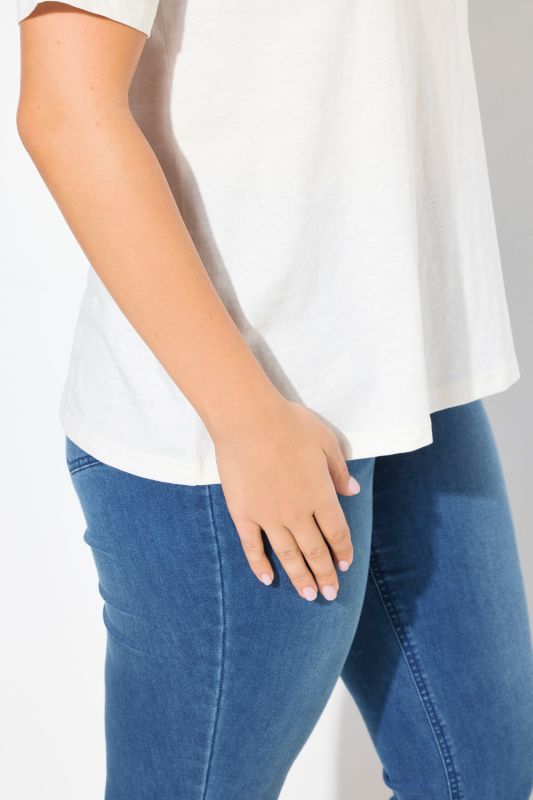 Embroidered Sunrise Lettering Tee