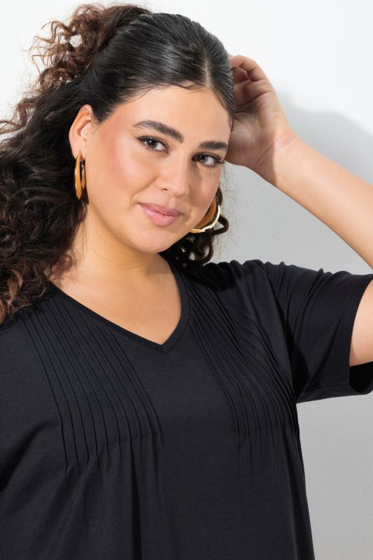 Pintick Short Sleeve V-Neck Jersey Dress