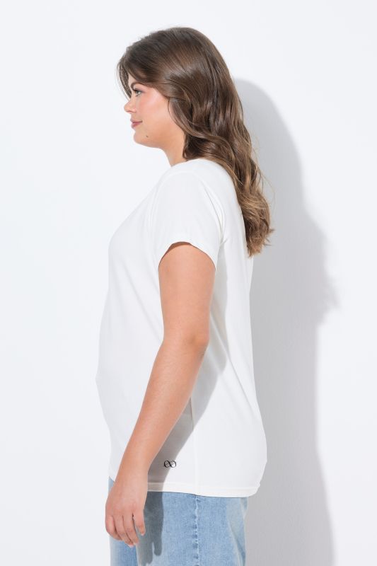 V-Neck Short Sleeve Tee