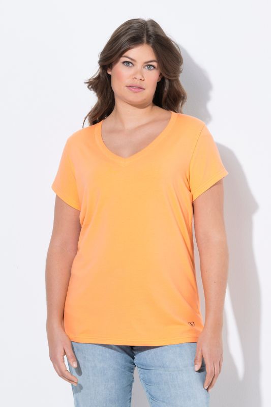 V-Neck Short Sleeve Tee