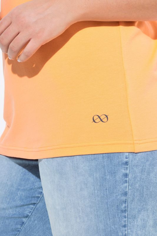 V-Neck Short Sleeve Tee