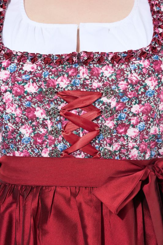 Рокля тип Dirndl с цветя