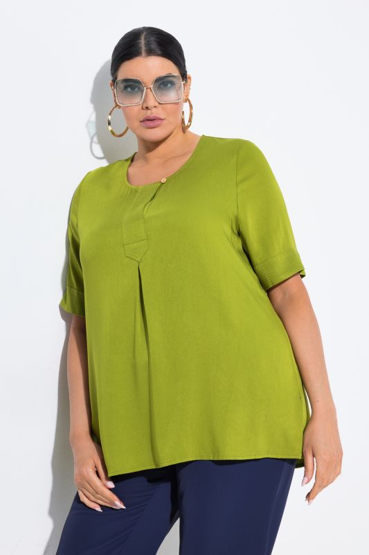 Quilted Placket Round Neck Short Sleeve Blouse