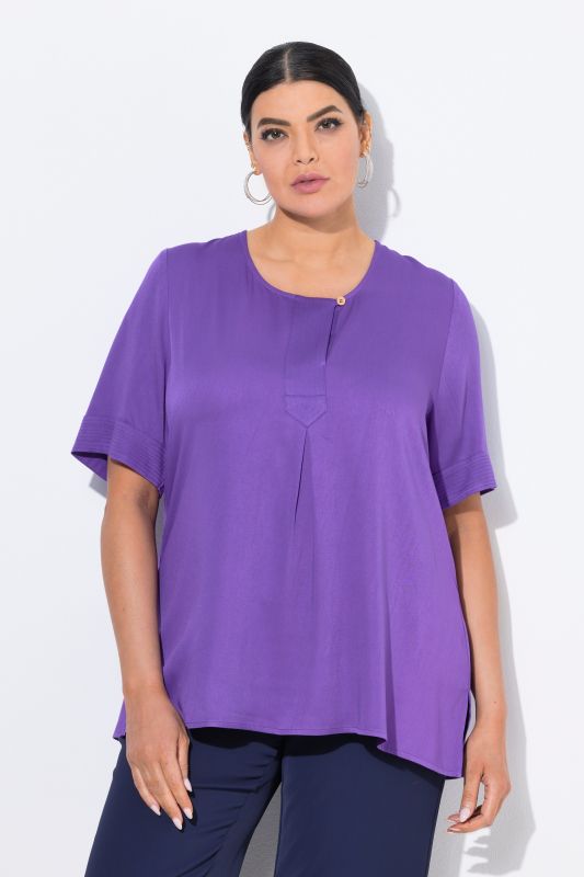 Quilted Placket Round Neck Short Sleeve Blouse