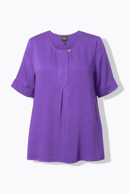 Quilted Placket Round Neck Short Sleeve Blouse