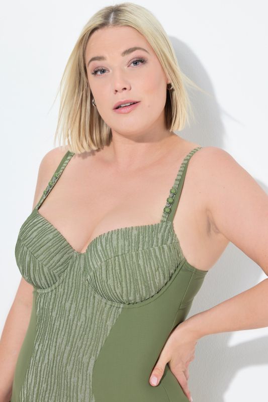 Textured Underwire Swimsuit