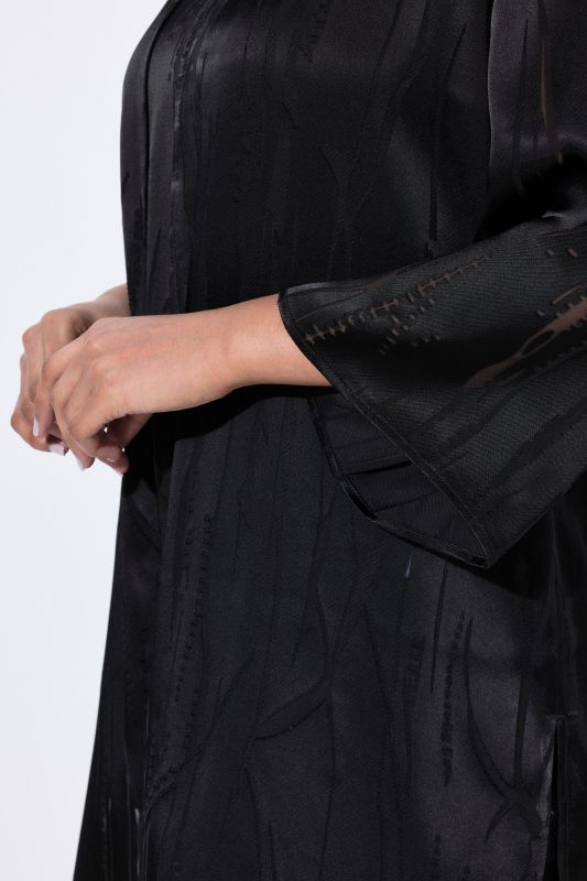 Satin Burnout Open Shape Cardigan