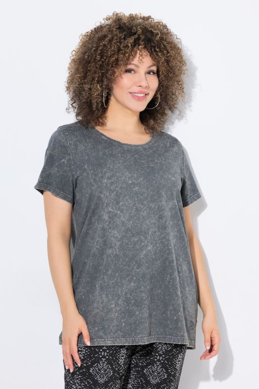 Rivet Detail Short Sleeve Acid Wash Tee