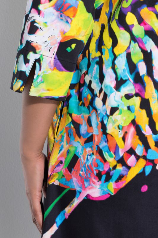 Butterfly Motif 3/4 Sleeve Button Down Dress