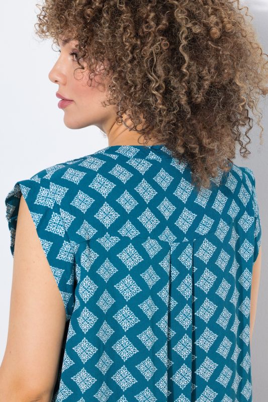 Tile Print Sleeveless Blouse