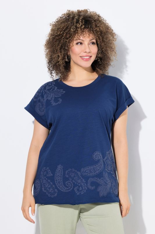 Textured Paisley Motif Cap Sleeve Tee