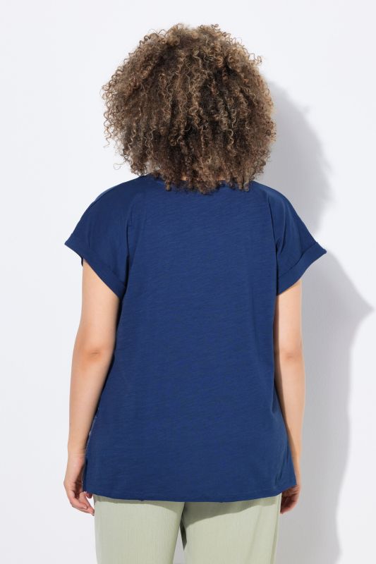 Textured Paisley Motif Cap Sleeve Tee